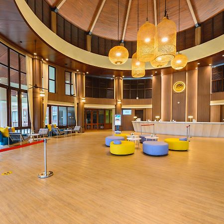 The Tide Resort Bang Saen Ngoại thất bức ảnh