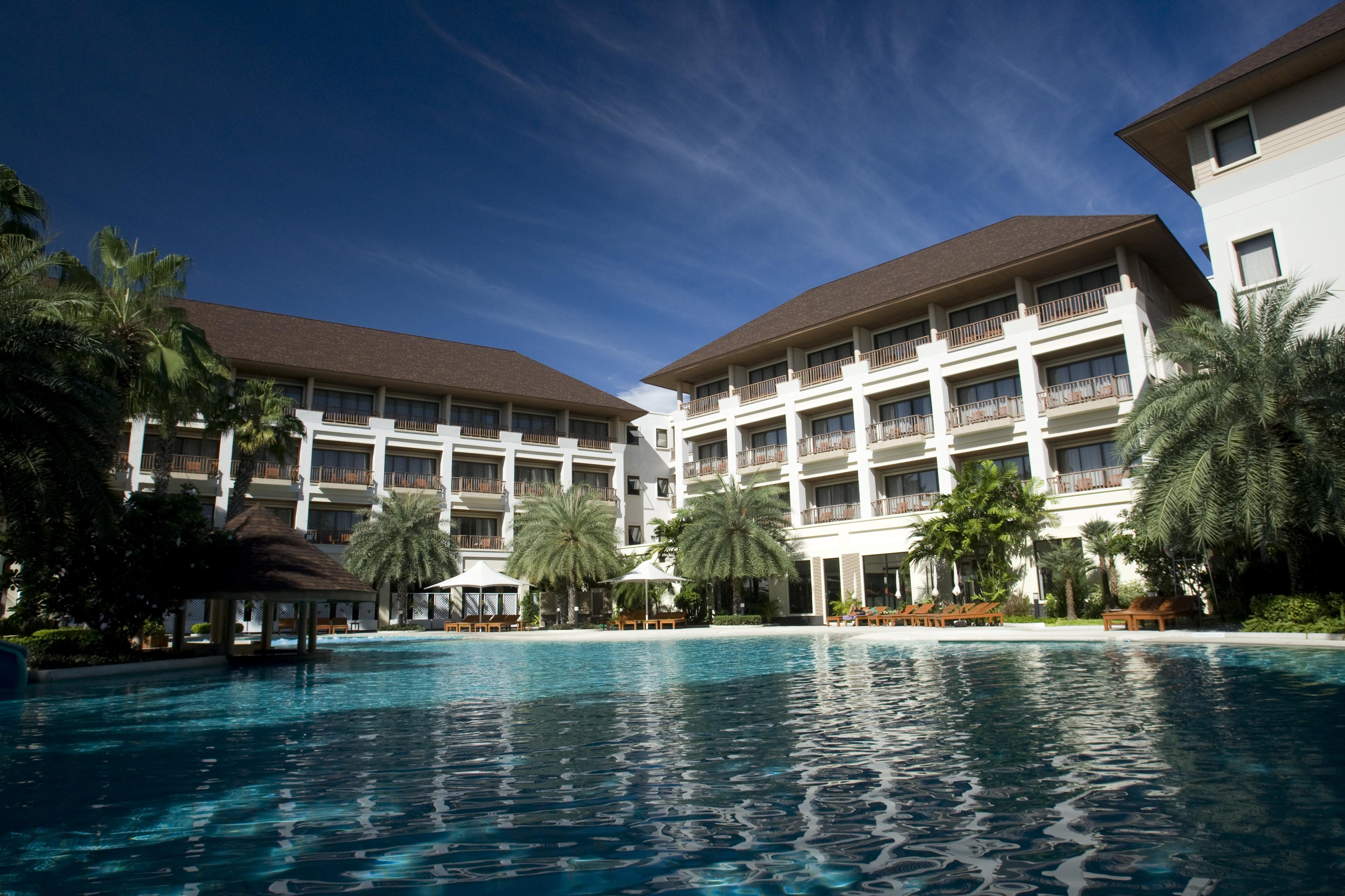 The Tide Resort Bang Saen Ngoại thất bức ảnh