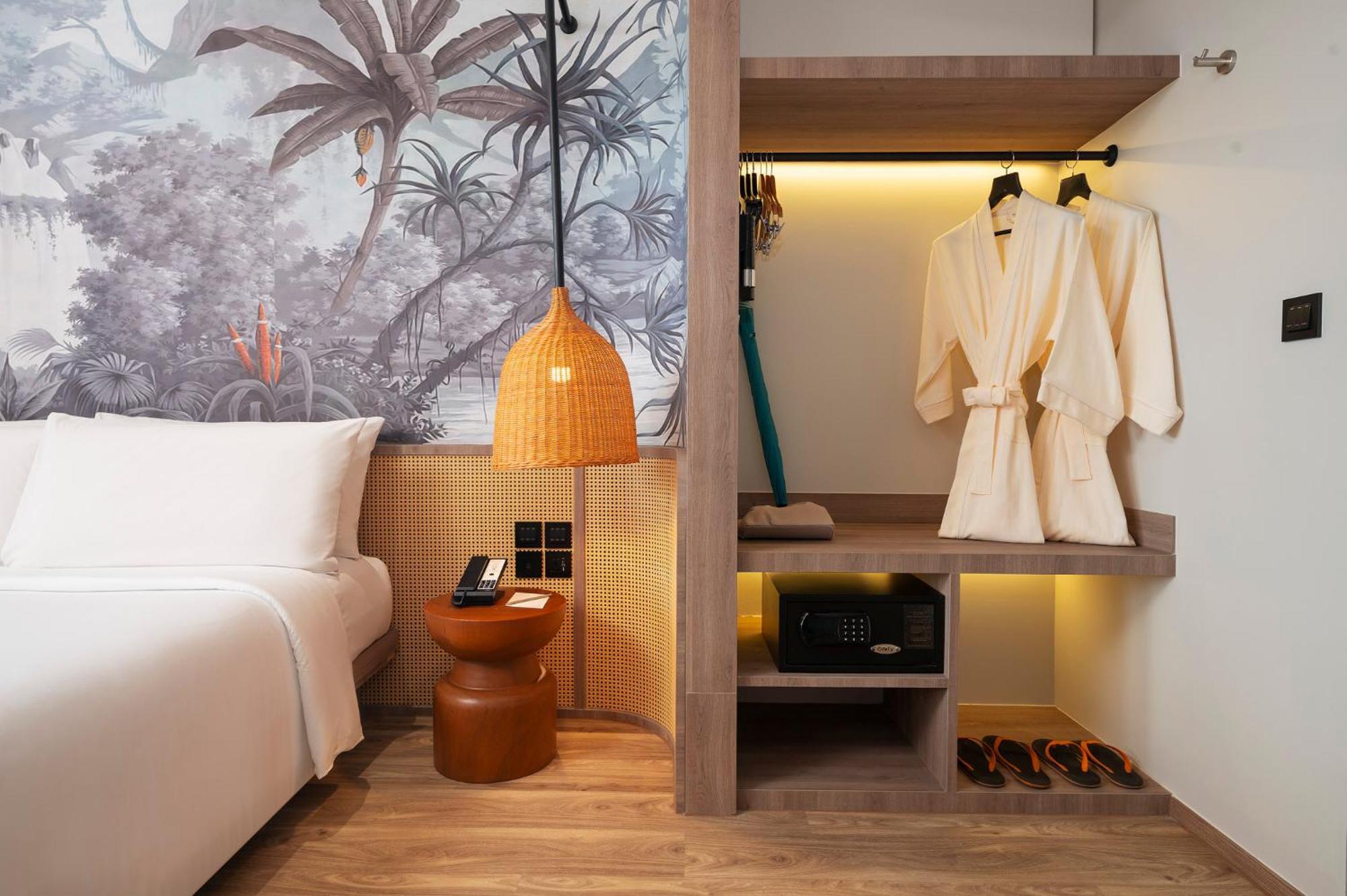 The Tide Resort Bang Saen Ngoại thất bức ảnh