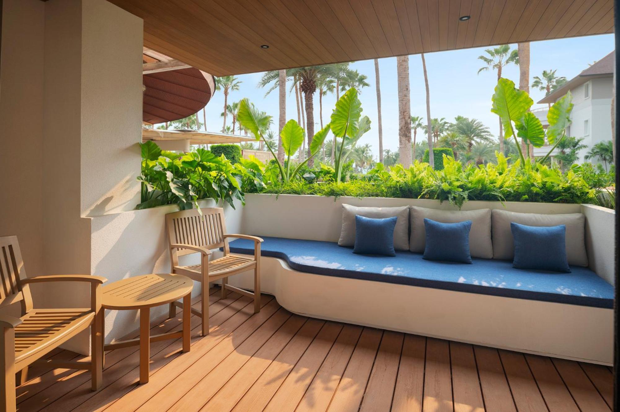 The Tide Resort Bang Saen Ngoại thất bức ảnh