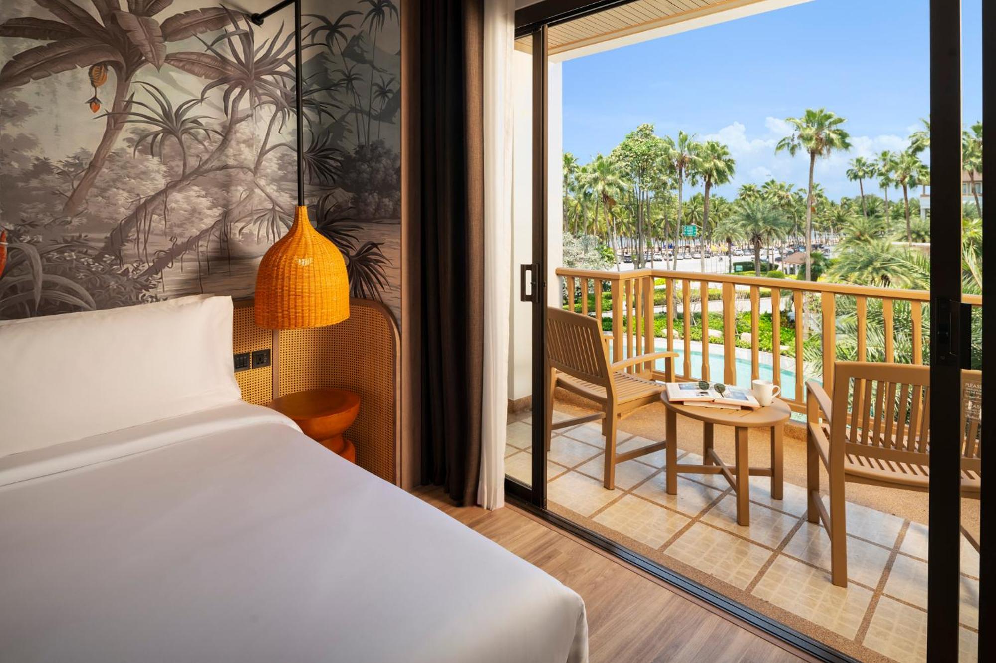 The Tide Resort Bang Saen Ngoại thất bức ảnh