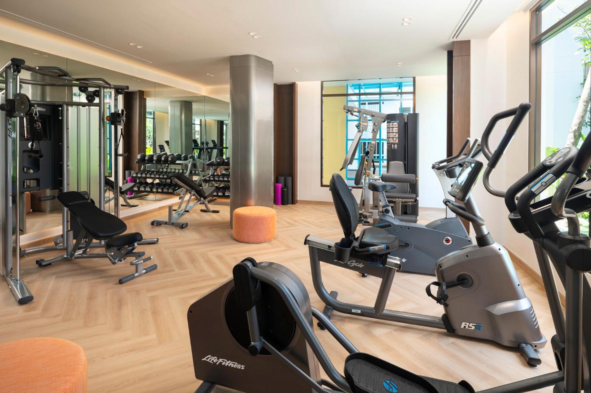 The Tide Resort Bang Saen Ngoại thất bức ảnh
